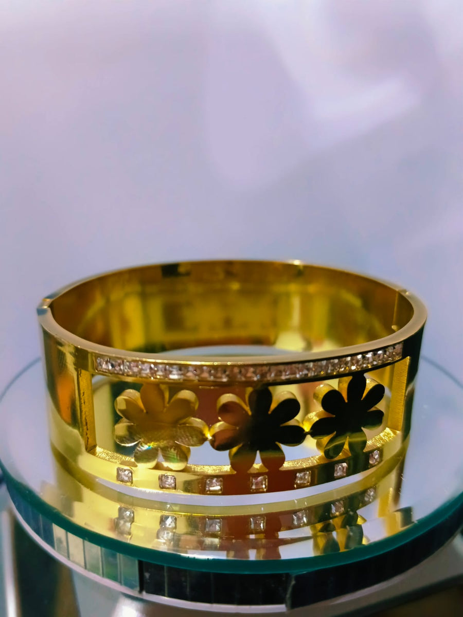 Gold Cuff Bracelet for Women | Luxury Statement Jewelry